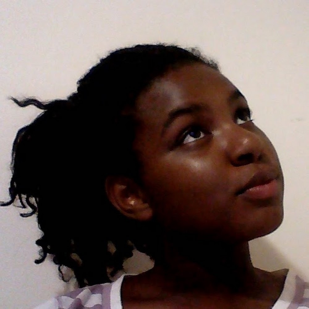 Meet your Posher, Alesha